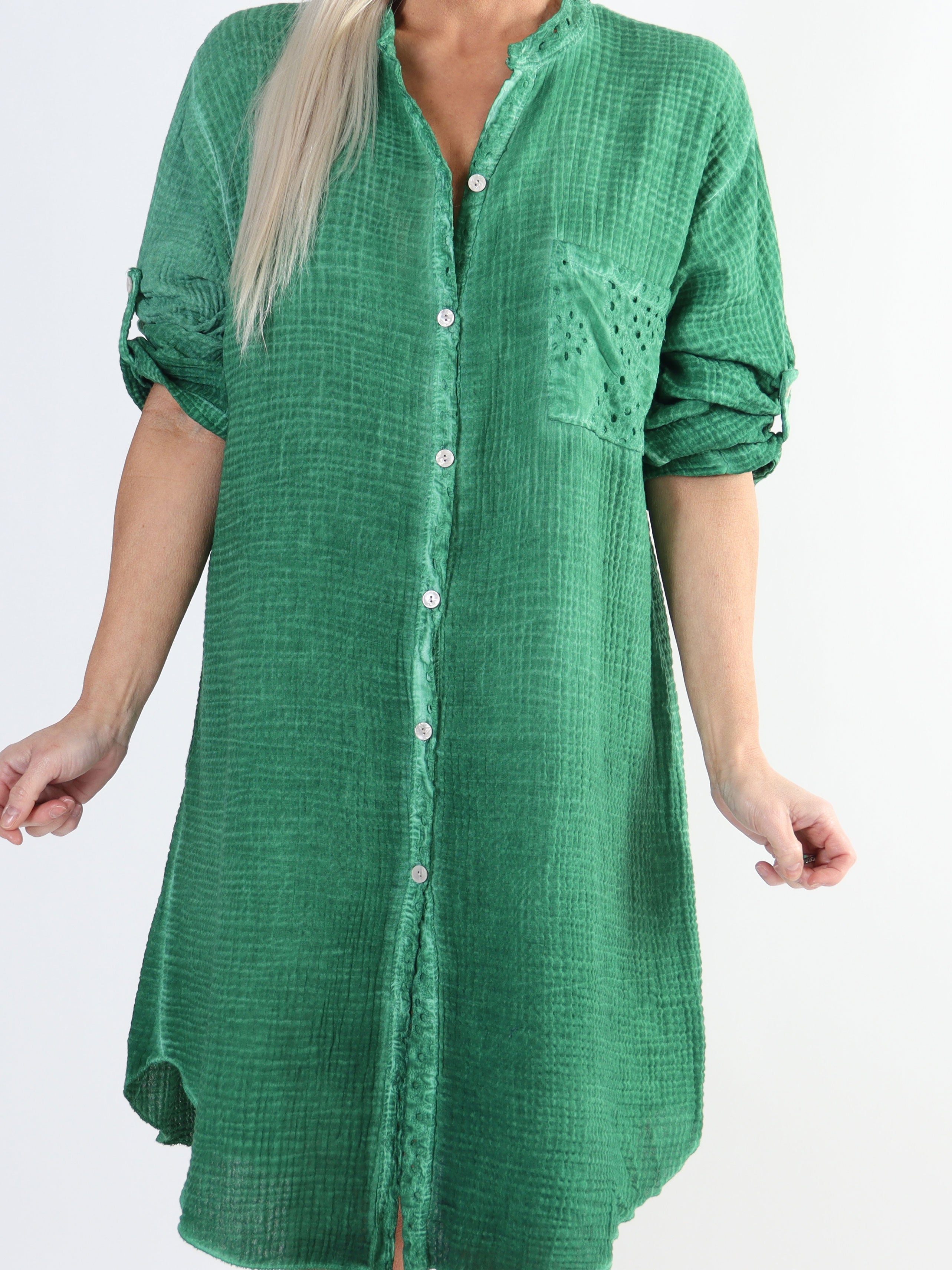 Inez - Lång mjuk skjorta i bäck- och vågtyg i plus size-modell